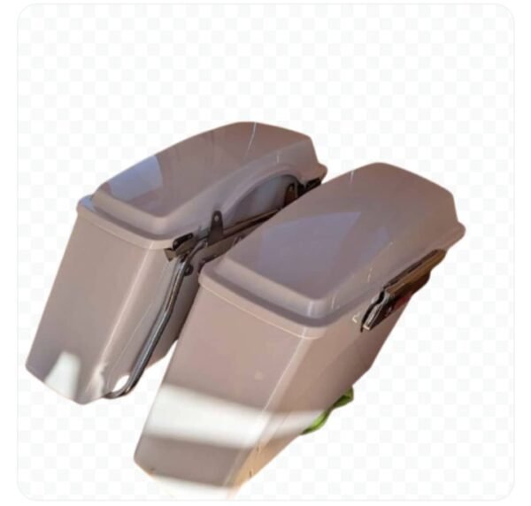 White Hard Saddle Bag Kit for 2000s Style Fatboy