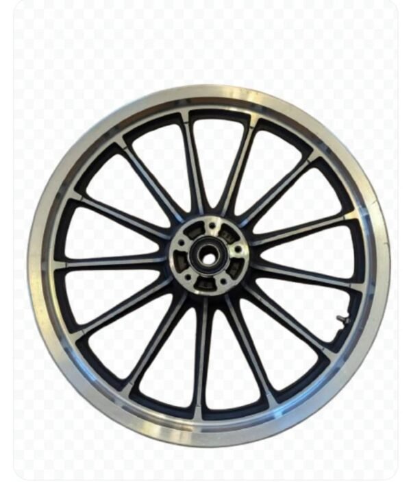 13-Spoke Contrast Cut Dyna Wheels with Low Mileage - Image 2