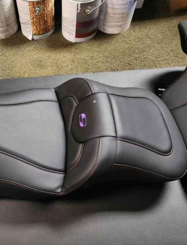 Saddleman Road Sofa with Tour Pack Passenger Backrest - Image 2