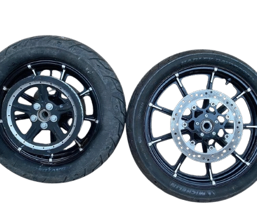 19” Single Disc and 16” Rear Wheels